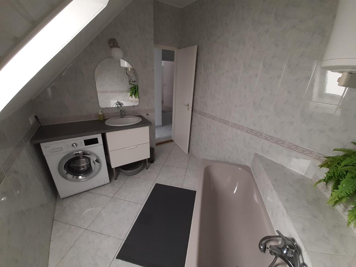 APARTMAN SOÓS -- Only for relaxation, not for party! Siófok Exterior foto
